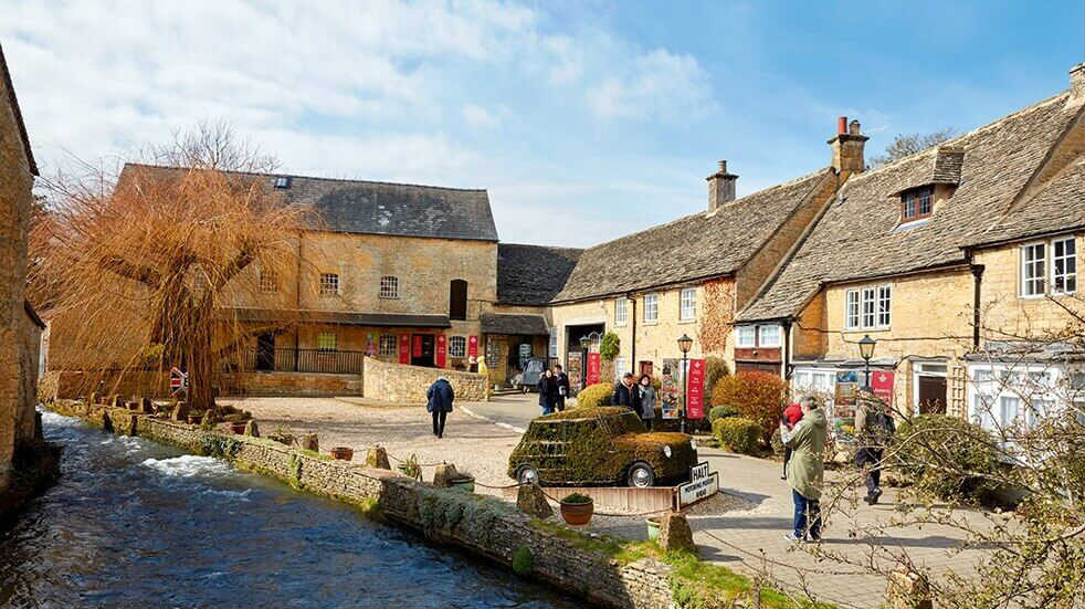 Boundless Breaks: Bourton on the Water